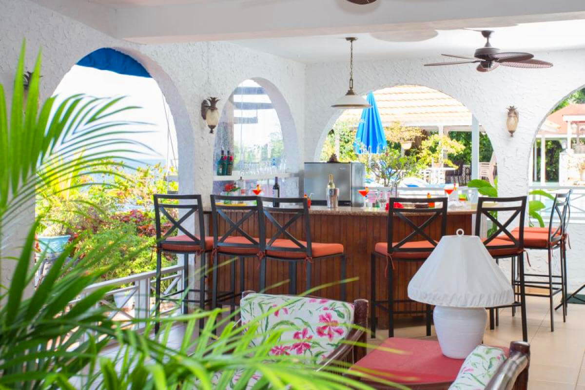 Make cocktails at the wet bar