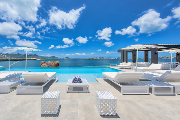 Mirabelle Villa on St. Martin Mirabelle Villa is located on the edge of Simpson Bay Lagoon