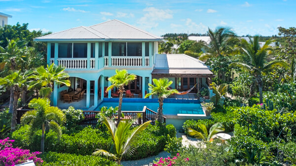 Pelican's Nest Villas - Cinnamon is located near Grace Bay Beach