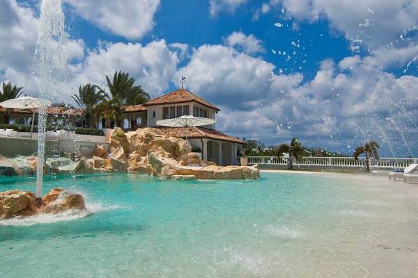 Sandyline Villa on St. Martin Resort like pool at Sandyline Villa
