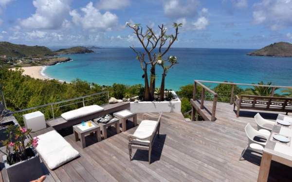 Aventura Villa photo