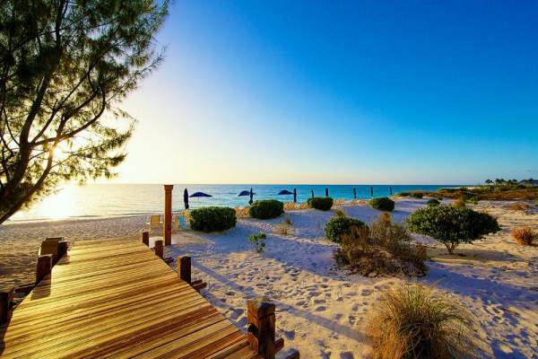 Turks And Caicos Hotels Resorts Where To Stay The Venetian Photo
